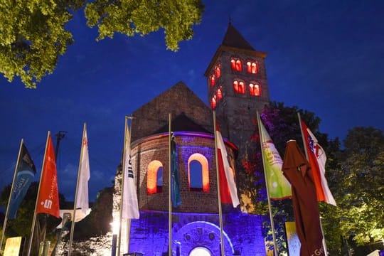 Zur Eröffnung der Bad Hersfelder Festspiele wird viel Prominenz erwartet.