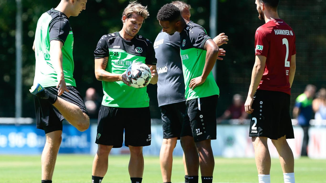Trainingsstart beim Hannover 96: Am 5. Juli spielen die Hannover ihr erstes Testspiel gegen SG Eiderstedt