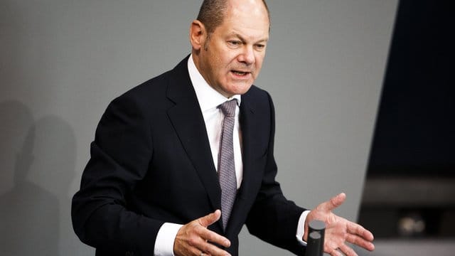 Bundesfinanzminister Olaf Scholz bei der Verabschiedung des Bundeshaushalts 2018. Bundesfinanzminister Olaf Scholz bei der Verabschiedung des Bundeshaushalts 2018.