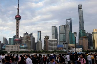 Finanzdistrikt in Schanghai: US-Unternehmen in China kritisieren die Strafzölle von Donald Trump gegen chinesische Waren.