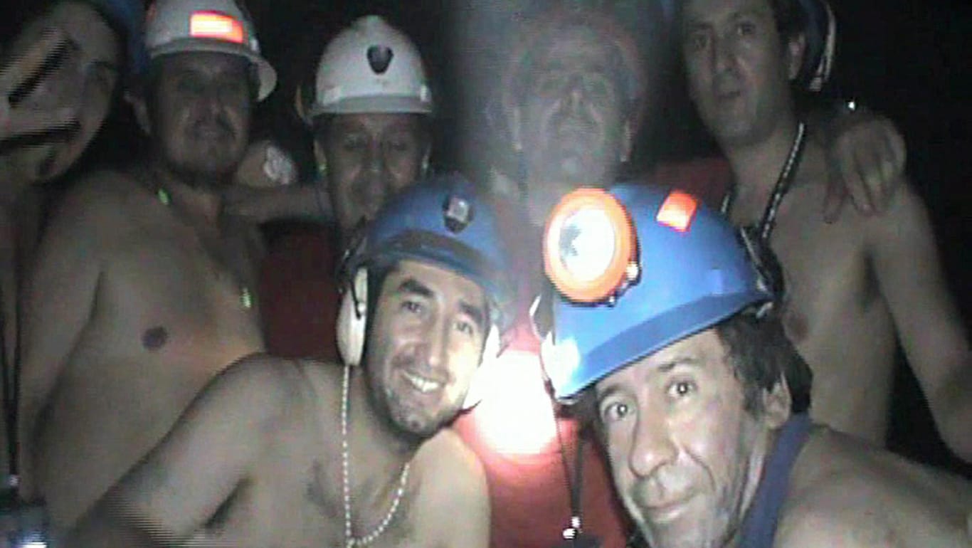 Erinnerung an ein Höhlendrama mit gutem Ende: In der San-Jose-Mine im Norden Chiles mussten im Jahr 2010 33 Kumpel 69 Tage lang auf ihre Rettung warten.
