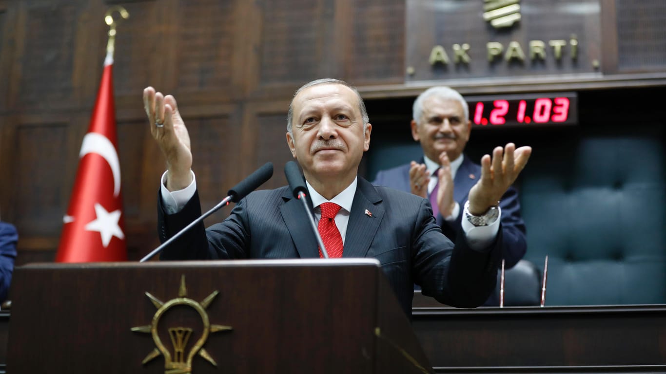 Recep Tayyip Erdogan: Am Montag wird der türkische Präsident erneut vereidigt. (Archivbild)