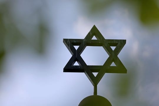 Davidstern einer Synagoge.