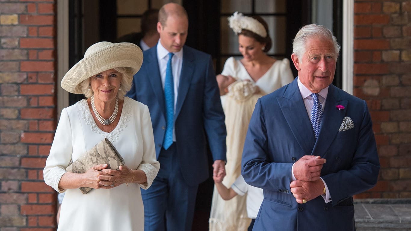 Durften ebenfalls nicht fehlen: Prinz Charles und seine Ehefrau Herzogin Camilla.