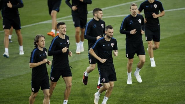 Sechs ehemalige und vier aktuelle Bundesliga-Profis stehen im kroatischen WM-Team. Sechs ehemalige und vier aktuelle Bundesliga-Profis stehen im kroatischen WM-Team.