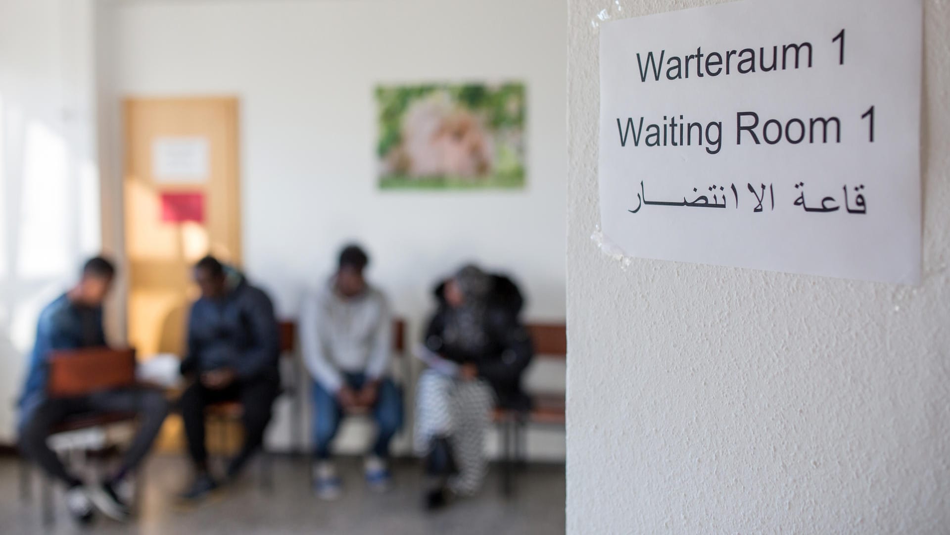 Registrierung von Flüchtlingen: Am meisten Asylantragssteller kommen aus Syrien nach Deutschland. Registrierung von Flüchtlingen: Am meisten Asylantragssteller kommen aus Syrien nach Deutschland.