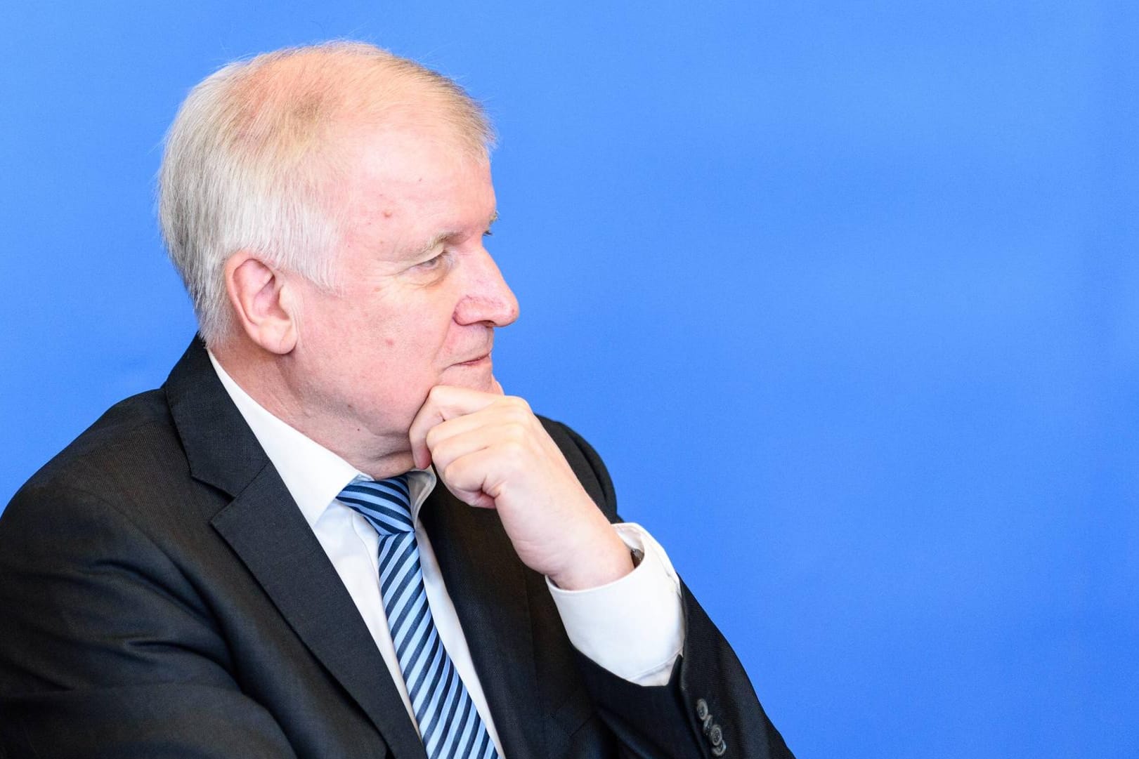 Horst Seehofer bei der Vorstellung seines Masterplans: Der Inhalt hat für Empörung bei der SPD geführt, weil keinerlei Beschlüsse der letzten Tage aufgenommen worden sind.