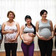 Fünf Schwangere: Babybäuche sehen nicht immer gleich aus.