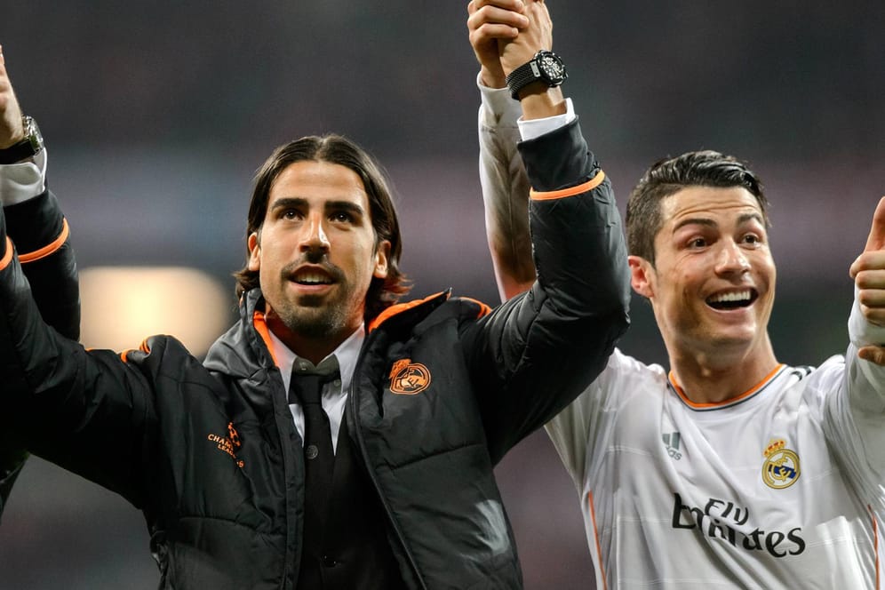 Kennen sich gut: Cristiano Ronaldo (r.) und Sami Khedira spielten von 2010 bis 2015 zusammen bei Real Madrid. Nun werden sie gemeinsam für Juventus auflaufen.