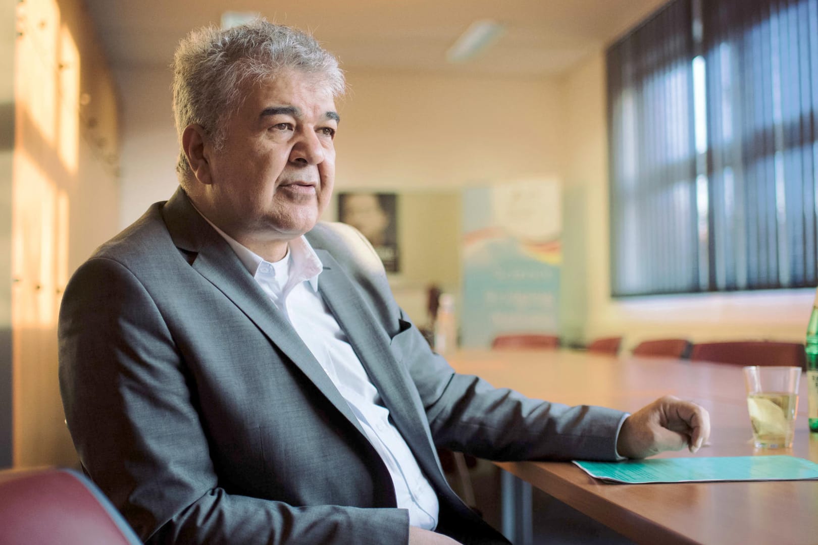 Gökay Sofuoglu: Der Bundesvorsitzende der Türkischen Gemeinde sagt, weitere Aufklärung des rechtsextremen Terrornetzwerks wäre notwendig gewesen.