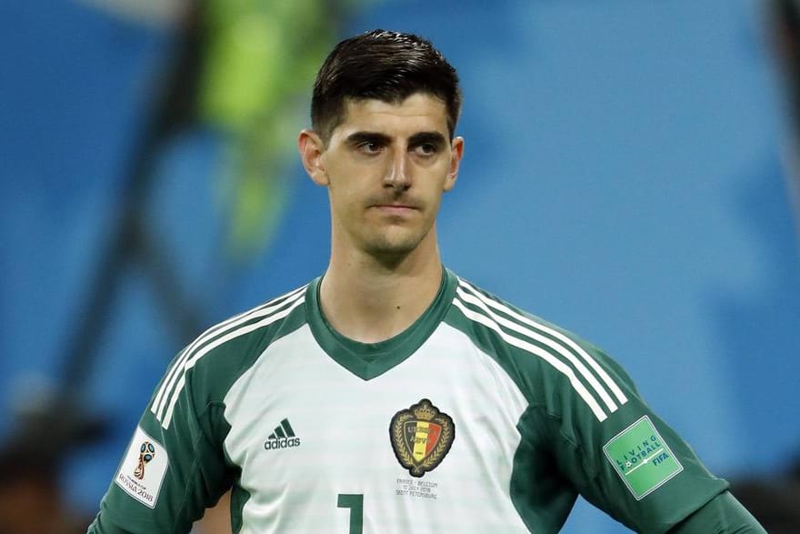 Enttäuscht nach der Niederlage und sauer auf Gegner Frankreich: Belgiens Keeper Thibaut Courtois.