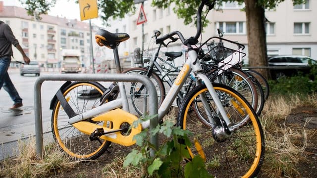 Weil die Obike-App nicht mehr richtig funktioniert, können viele Leihfahrräder des Anbieters nicht mehr geortet und eingesammelt werden, erklärt das zuständige Transportunternehmen. Weil die Obike-App nicht mehr richtig funktioniert, können viele Leihfahrräder des Anbieters nicht mehr geortet und eingesammelt werden, erklärt das zuständige Transportunternehmen.