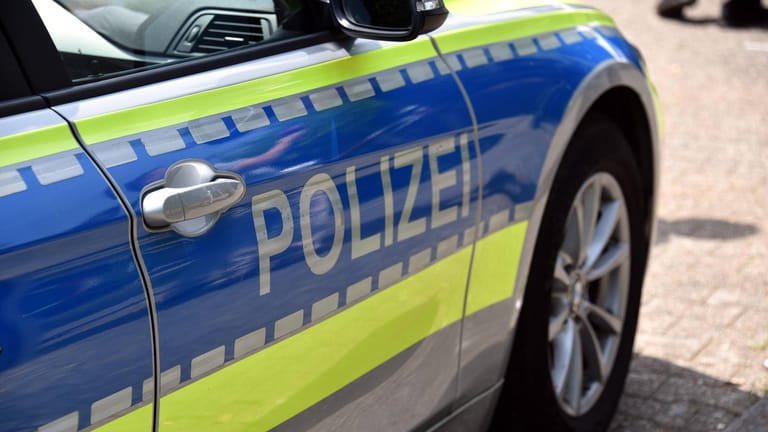 Die Bremer Polizei konnte vor Ort nur noch den Tod des Ehepaares feststellen.