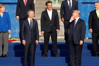 Gruppenfoto beim Nato-Gipfel: Donald Trumps Kritik an Deutschland dominierte das Treffen