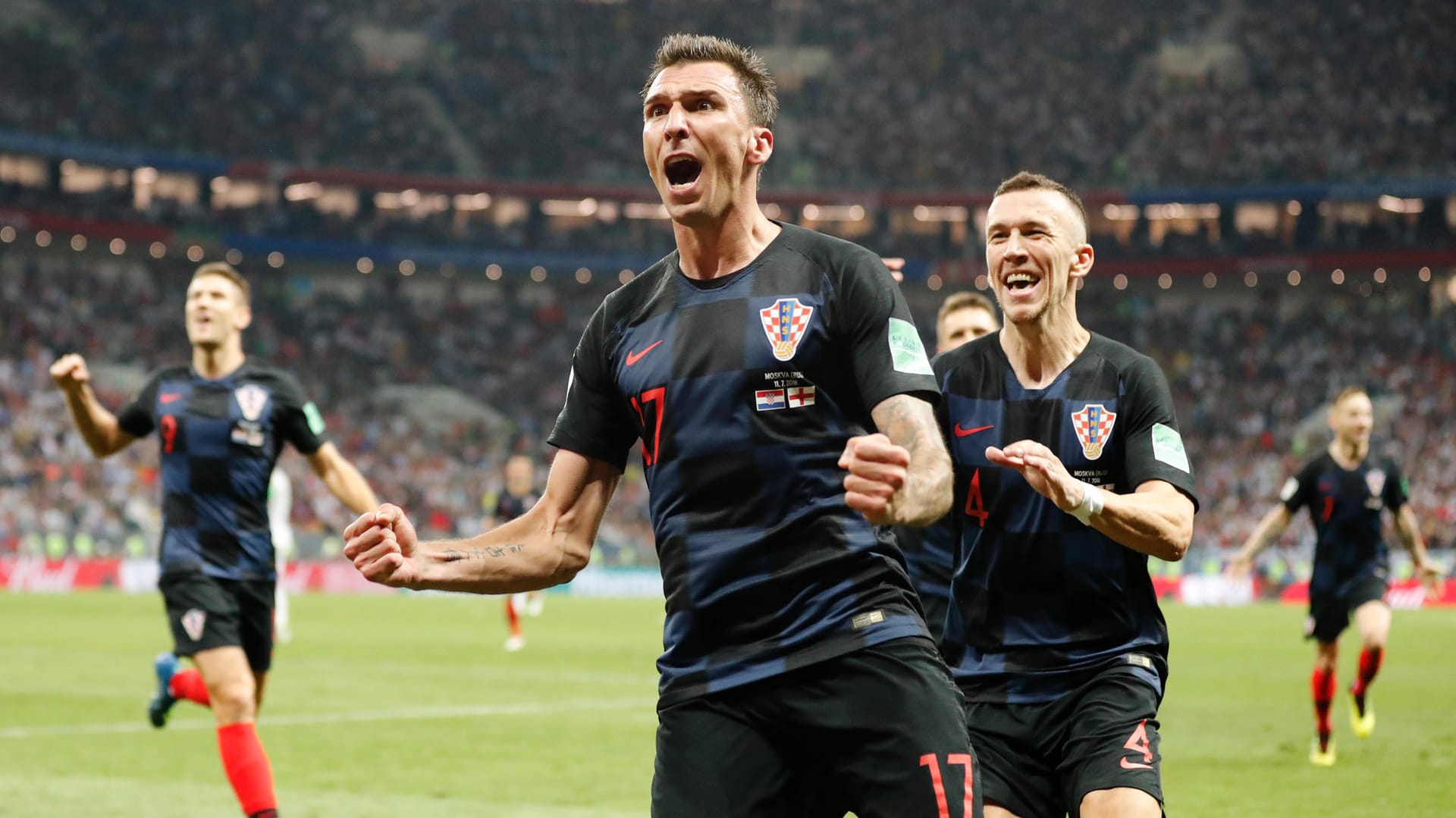 Jubel bei Mario Mandzukic (v.): Mit seinem Tor schoss der Stürmer die Kroaten ins WM-Finale.