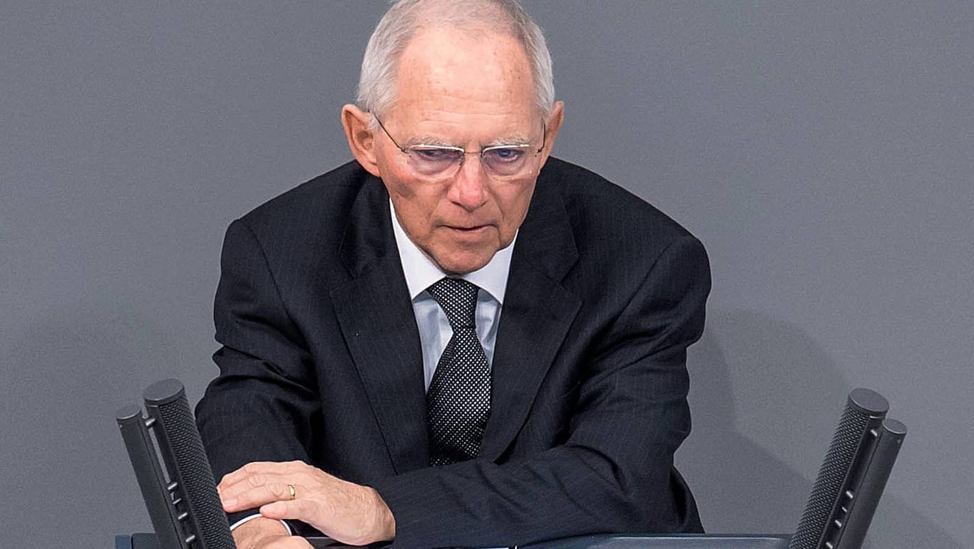 Bundestagspräsident Wolfgang Schäuble (CDU) über den Streit in der Union: "Die Fraktionsgemeinschaft war in Gefahr."