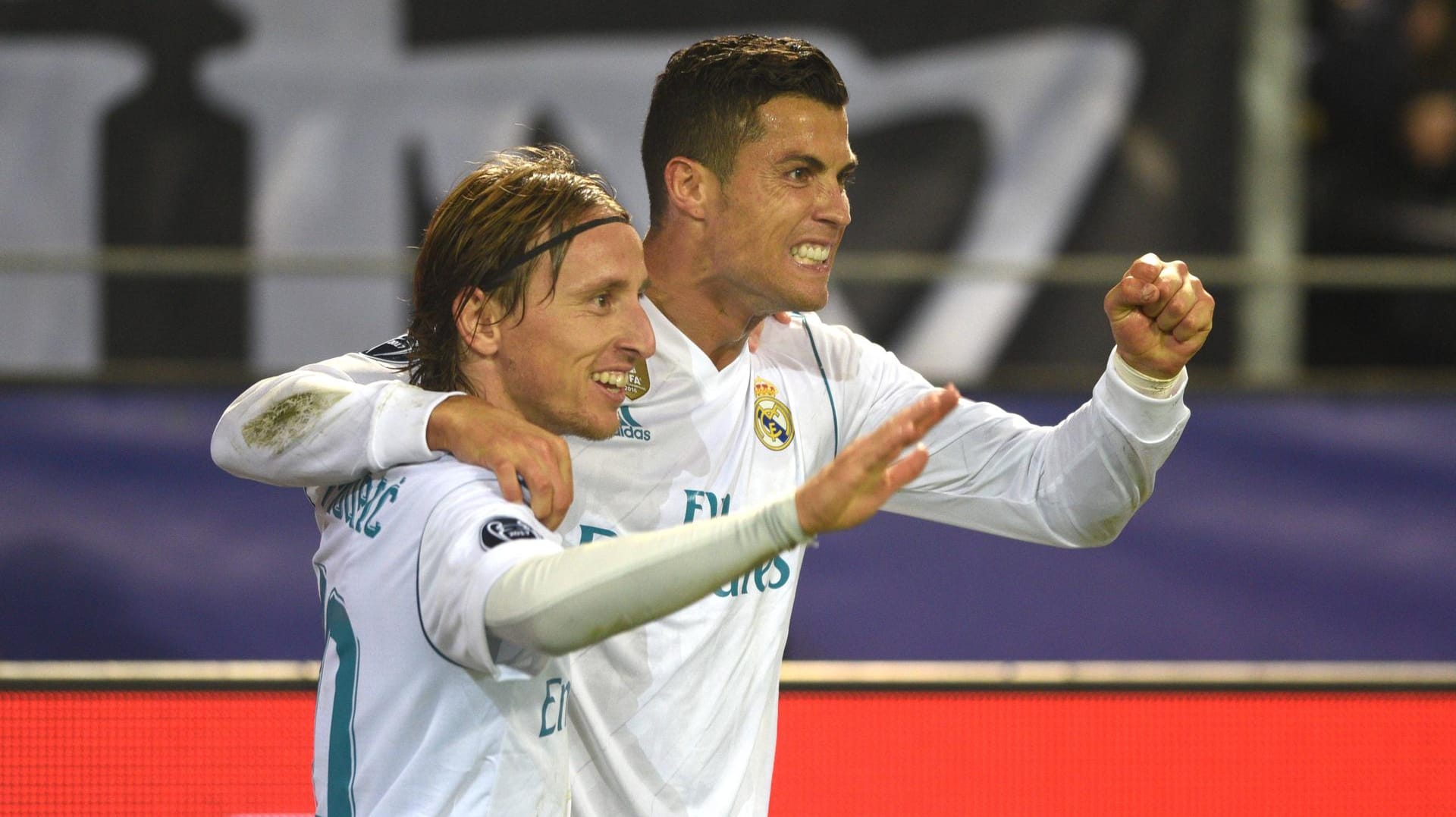 Luka Modric (li.) und Cristiano Ronaldo: Nach sechs Jahren gehen die Fußball-Superstars getrennte Wege.