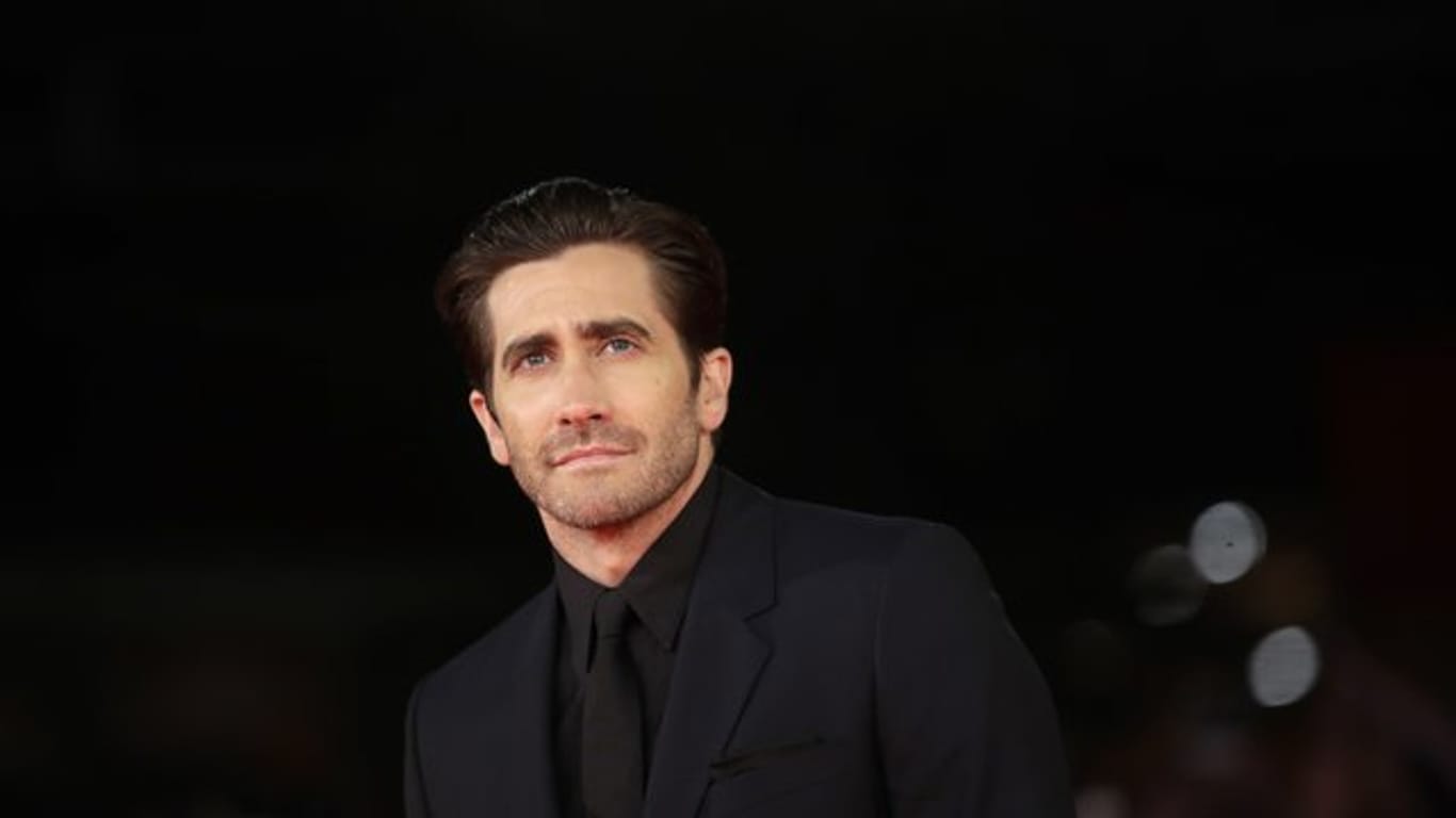 Der US-Schauspieler Jake Gyllenhaal fordert mehr differenzierte Debatten bei politischen Fragen.