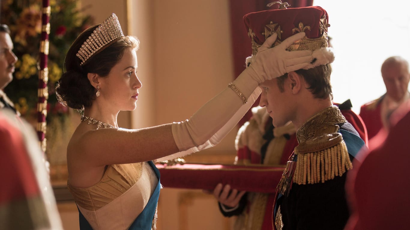 "The Crown": Die Netflix-Serie mit Claire Foy und Matt Smith wurde bereits im vergangenen Jahr mit einem Emmy ausgezeichnet. Dieses Jahr könnten weitere folgen.