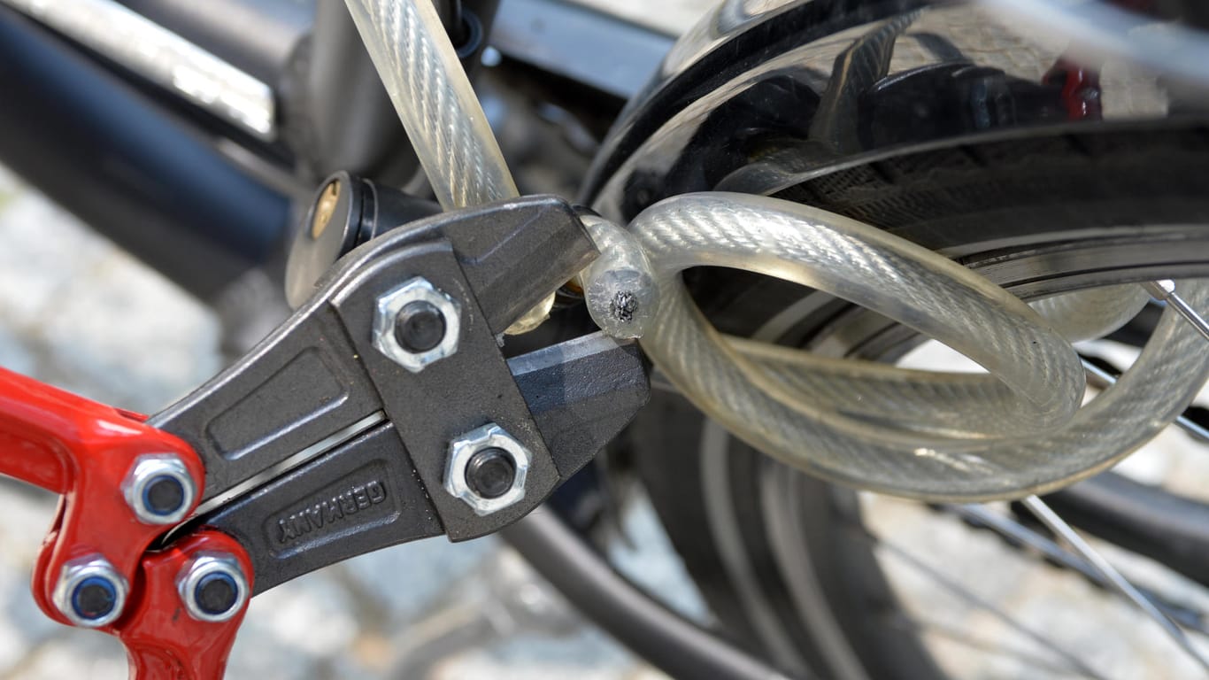 Fahrrad-Diebstahl: Mit einem GPS-Tracker können Sie Ihr geklautes Bike wiederfinden (Symbolbild).