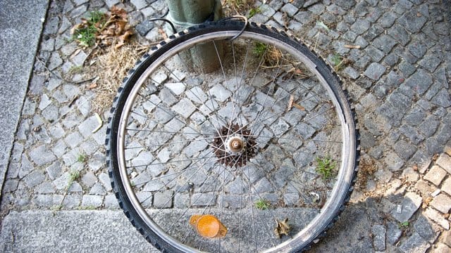 Mit einem GPS-Tracker kann das gestohlene Fahrrad geortet werden.