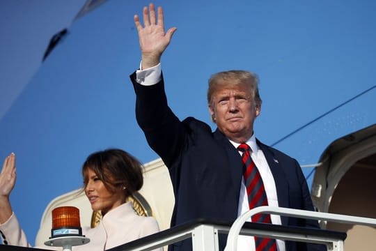 Weist weiter jede Beteiligung an dem mutmaßlichen Hackerangriff Russlands gegen seine Wahlkampfgegnerin Hillary Clinton von sich: US-Präsident Donald Trump.
