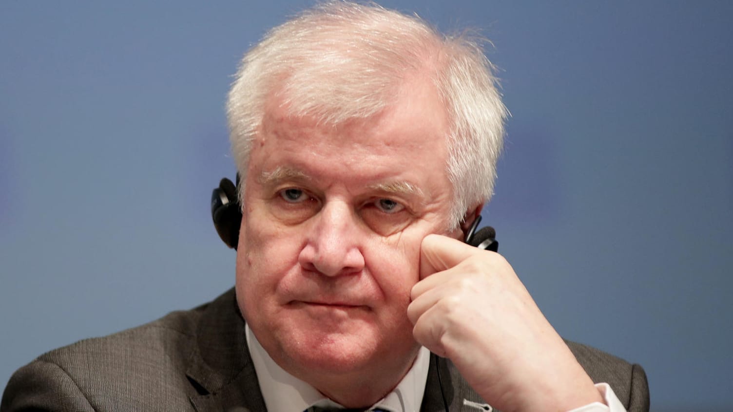 Horst Seehofer: Ein SPD-Politiker hat den Innenminister im Fall Sami A. angezeigt. Auch von anderen kommt harsche Kritik.