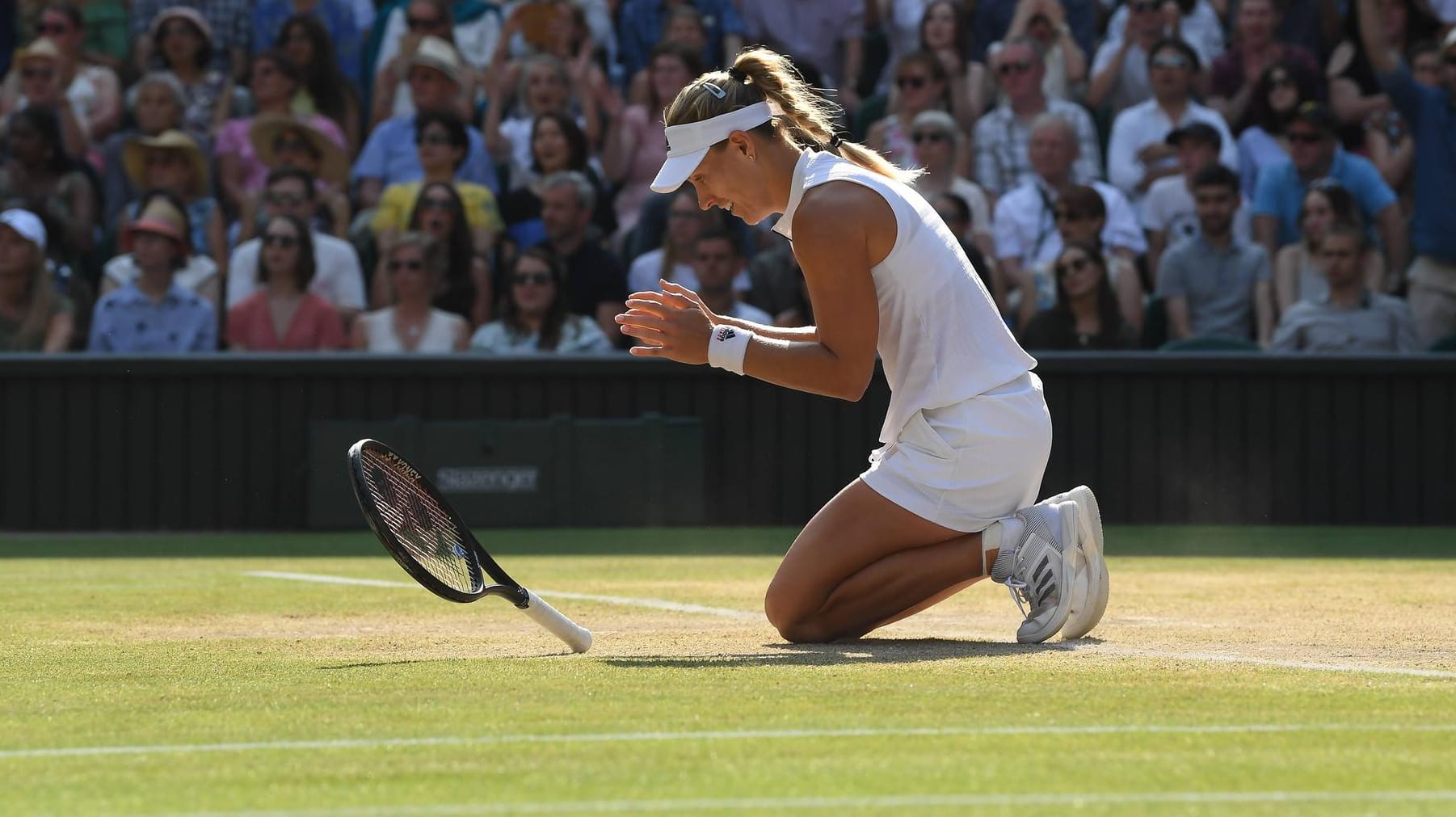 Der Moment des Triumphes von Angelique Kerber: An dem Erfolg in Wimbledon kann sich Fußball-Deutschland ein Beispiel nehmen.