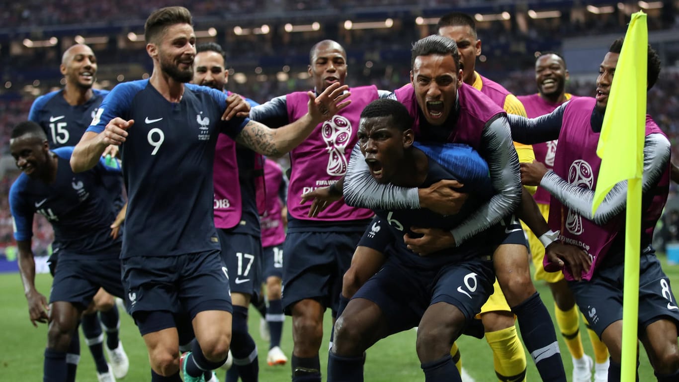 Paul Pogba und seine Teamkollegen feiern: Frankreich ist Fußball-Weltmeister.