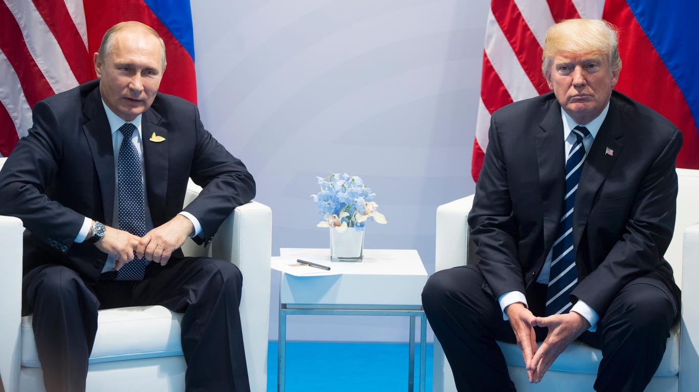 Wladimir Putin und Donald Trump bei den G20 in Hamburg: Die beiden haben in Helsinki viel zu besprechen.