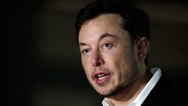 Hatte ein kleines U-Boot für die Rettung auf eigene Kosten nach Thailand bringen lassen: Elon Musk. Hatte ein kleines U-Boot für die Rettung auf eigene Kosten nach Thailand bringen lassen: Elon Musk.