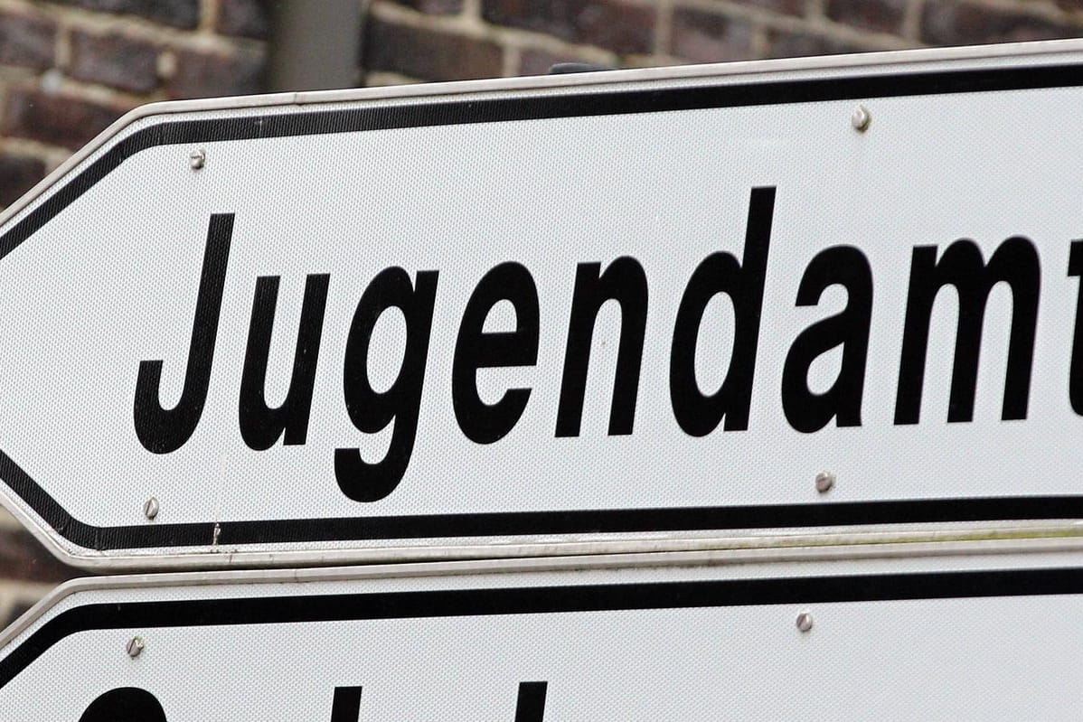 Schild Jugendamt