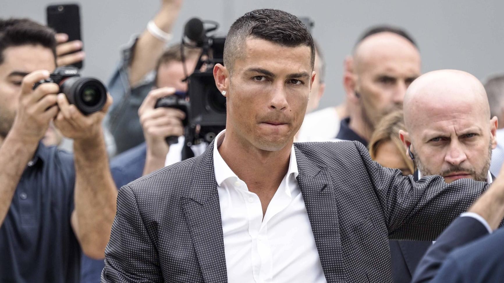 Ronaldo-Euphorie in Turin: Vor seinem Wechsel zu Juventus soll Cristiano beim SSC Neapel im Gespräch gewesen sein.