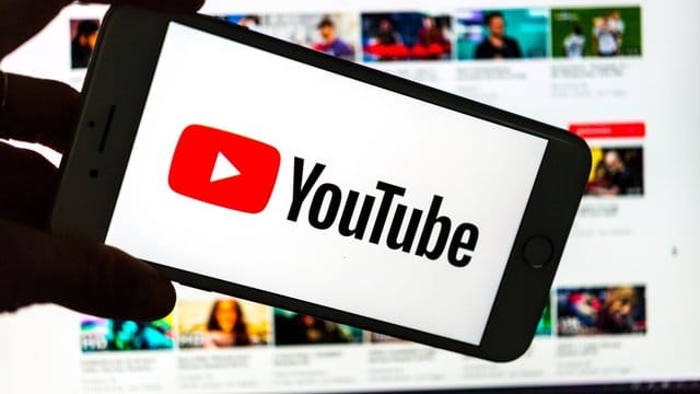 Auch YouTube bietet jetzt in der Android-App einen Tarnkappe-Modus. Auch YouTube bietet jetzt in der Android-App einen Tarnkappe-Modus.