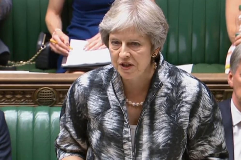 Theresa May: Die Premierministerin musste den Brexit-Hardlinern entgegenkommen.