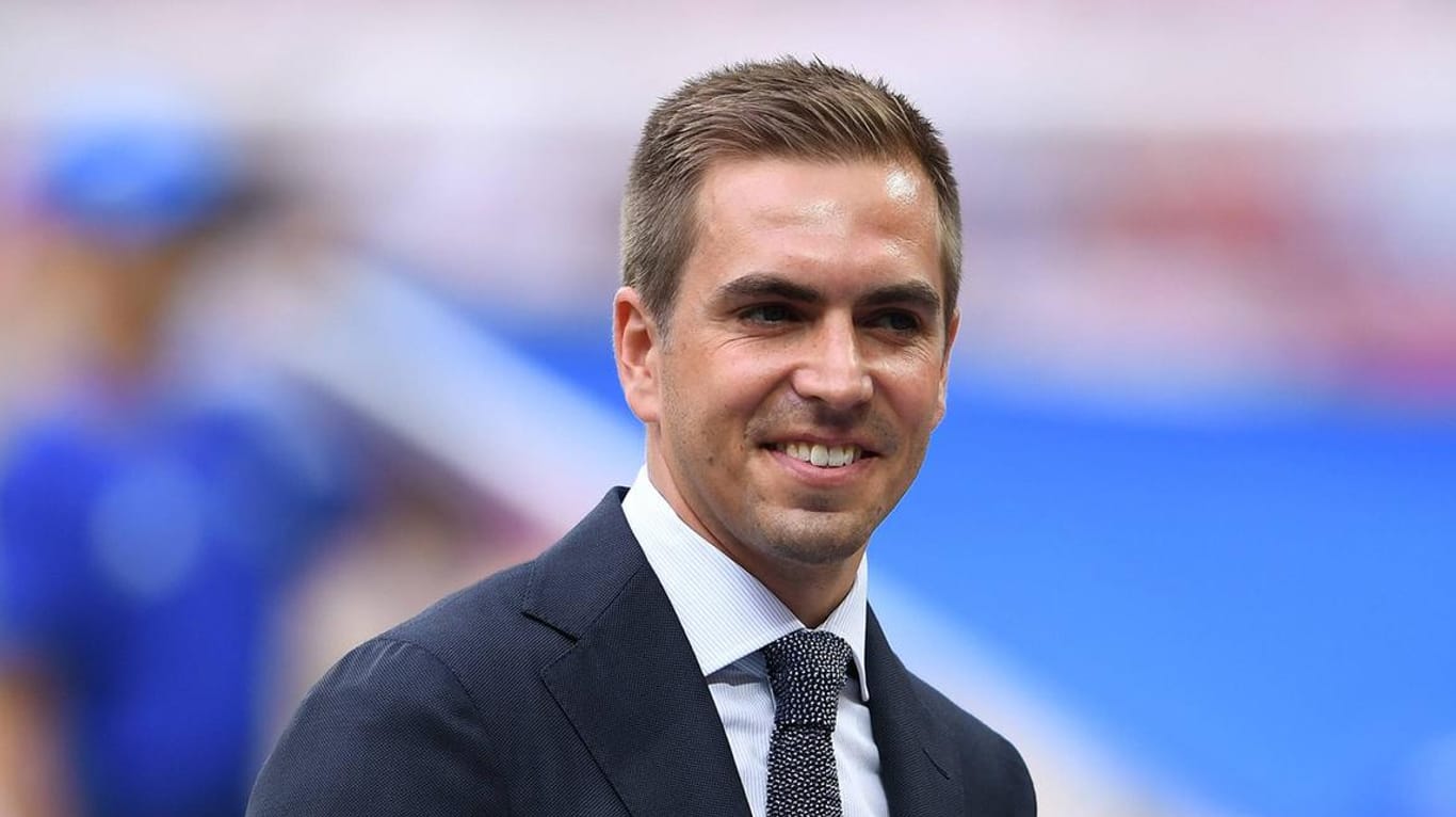 Ex-DFB-Kapitän Philipp Lahm: Nach Meinung seiner ehemaligen Trainer soll er in den Neuaufbau der Nationalmannschaft eingebunden werden.