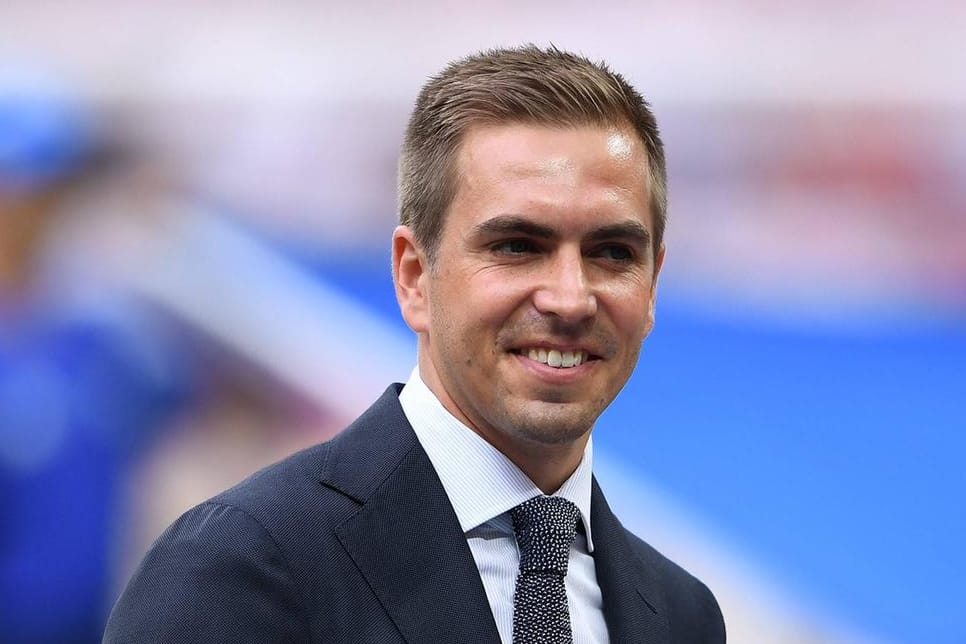 Ex-DFB-Kapitän Philipp Lahm: Nach Meinung seiner ehemaligen Trainer soll er in den Neuaufbau der Nationalmannschaft eingebunden werden.