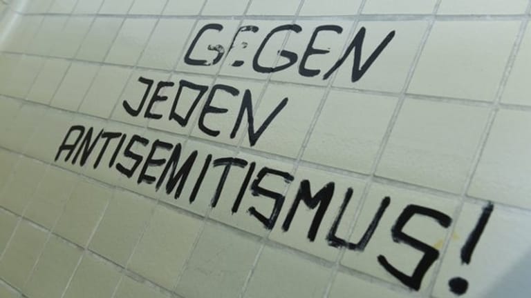 Graffiti gegen Antisemitismus