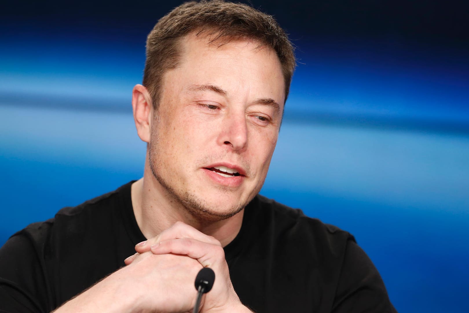 Elon Musk: Für die Rettung der Fußballmannschaft aus einer Höhle in Thailand bot der US-Unternehmer ein Mini-U-Boot an.