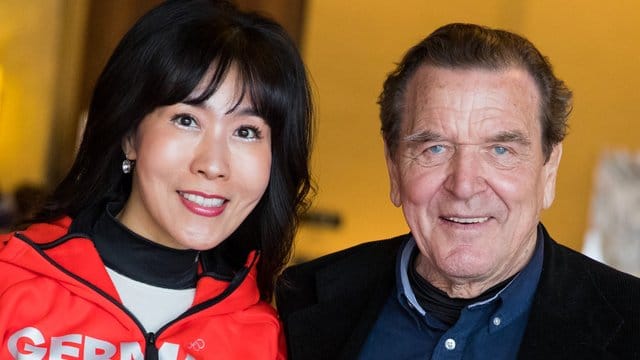 Gerhard Schröder und Soyeon Kim tun alles füreinander.