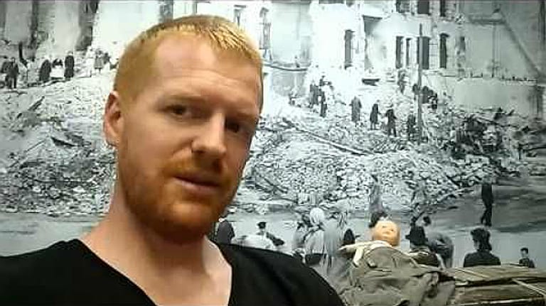 Provokation für Rechtsextreme: Lenze betreibt den Berlin Story Bunker und hat dort auch die Dokumentation “Hitler – wie konnte es geschehen” konzipiert.