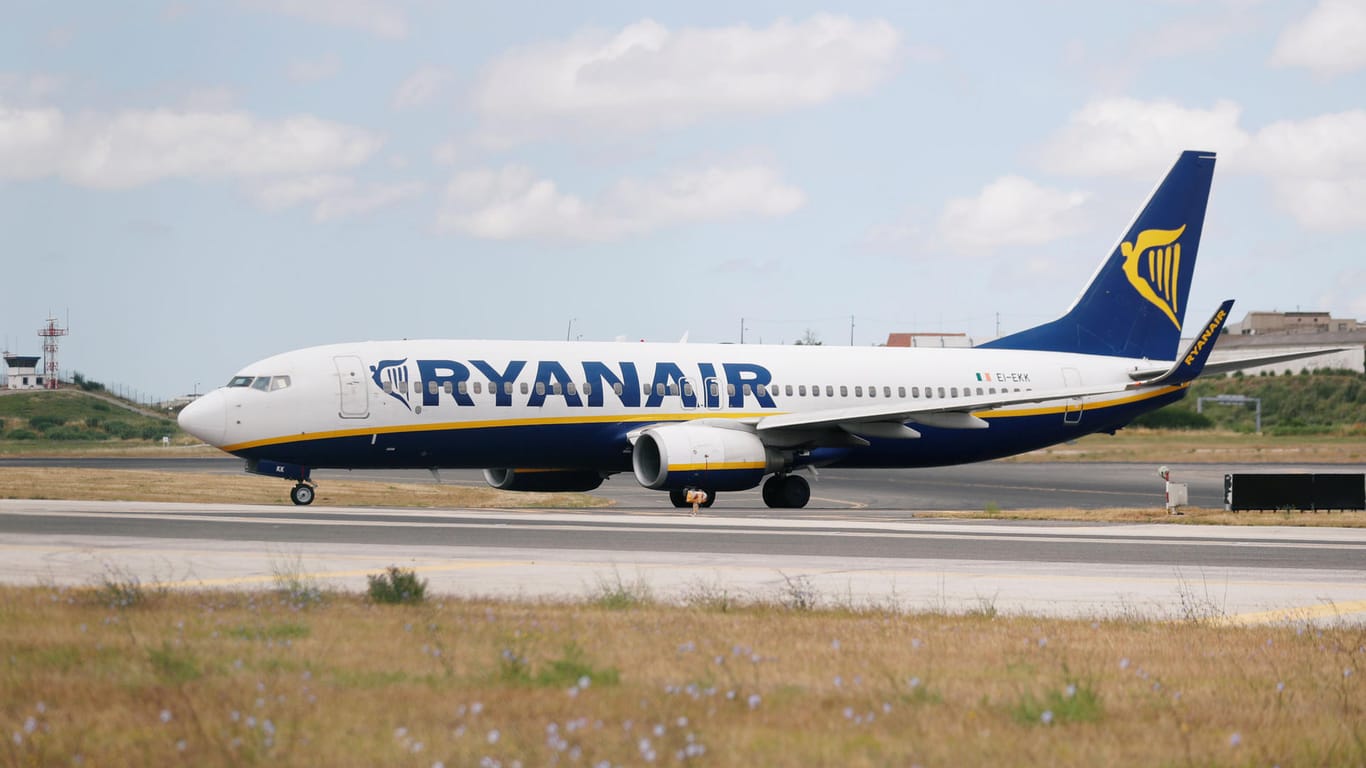 Boeing von Ryanair: Viele Ryanair-Flieger werden kommende Woche am Boden bleiben.