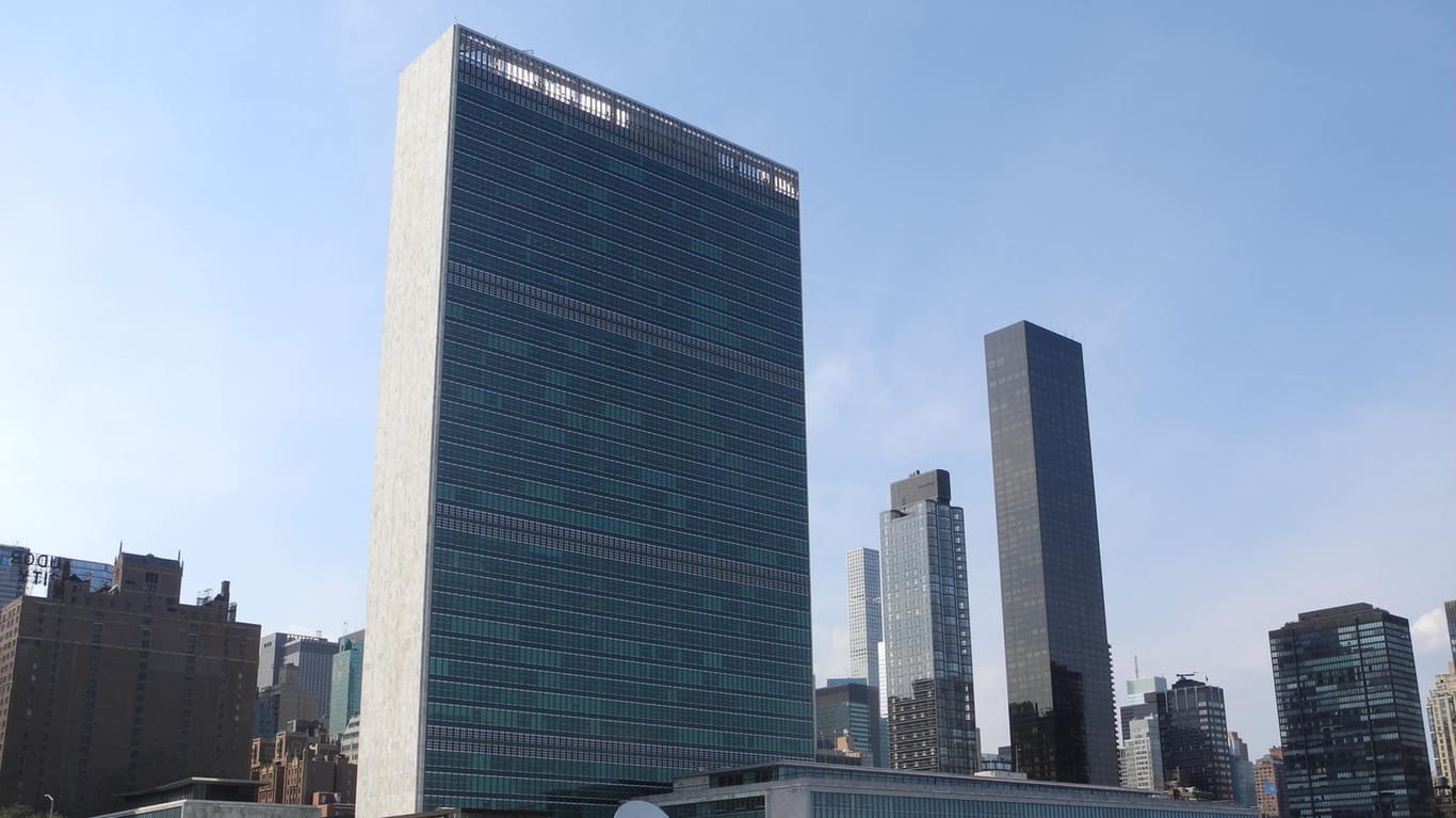 Das Hauptquartier der Vereinten Nationen in New York: Anderthalb Jahre diskutierten die Mitgliedsstaaten über das Migrationsabkommen.