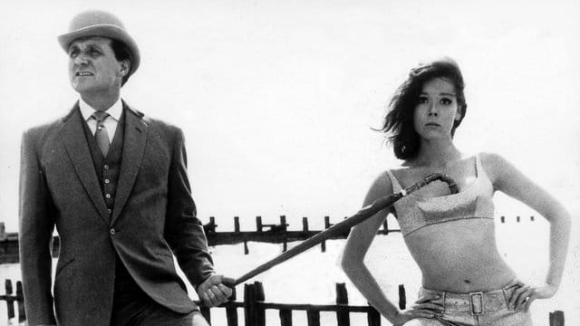 "Mit Schirm, Charme und Melone": Der smarte John Steed (Patrick Macnee) und die schlagkräftige Emma Peel (Diana Rigg). "Mit Schirm, Charme und Melone": Der smarte John Steed (Patrick Macnee) und die schlagkräftige Emma Peel (Diana Rigg).