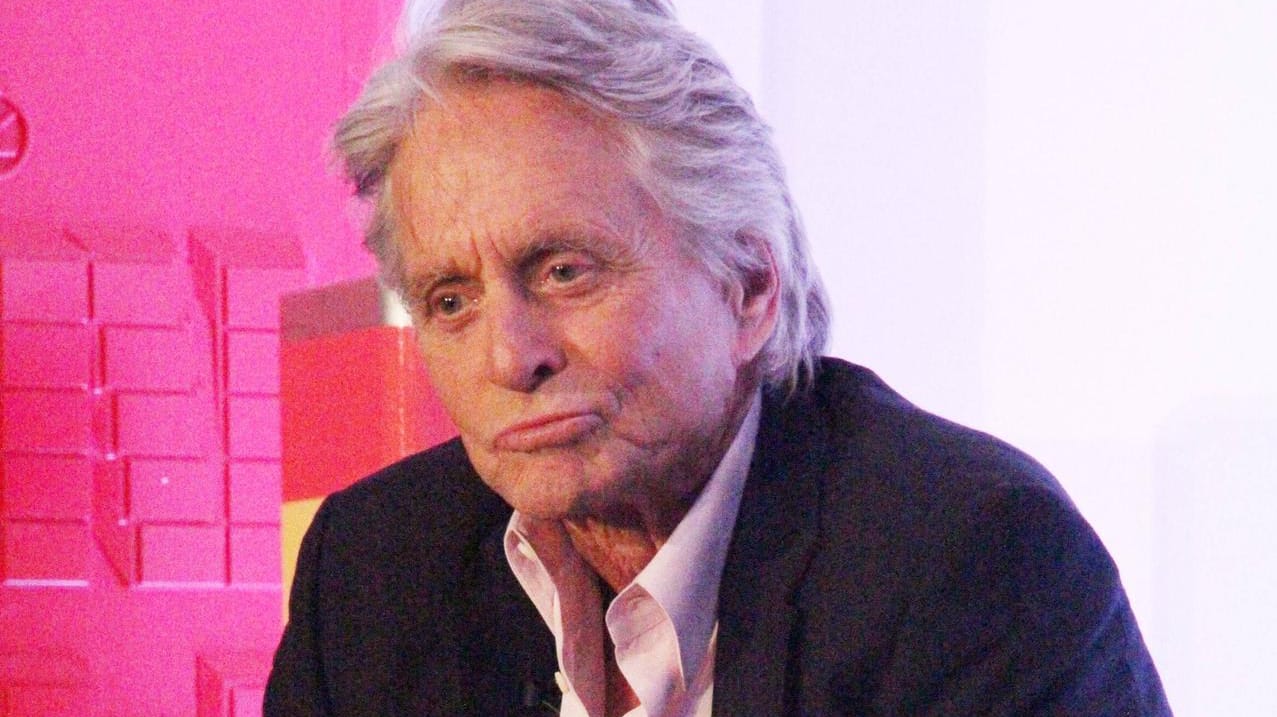 Michael Douglas: Noch fremdelt er mit seiner Opa-Rolle.