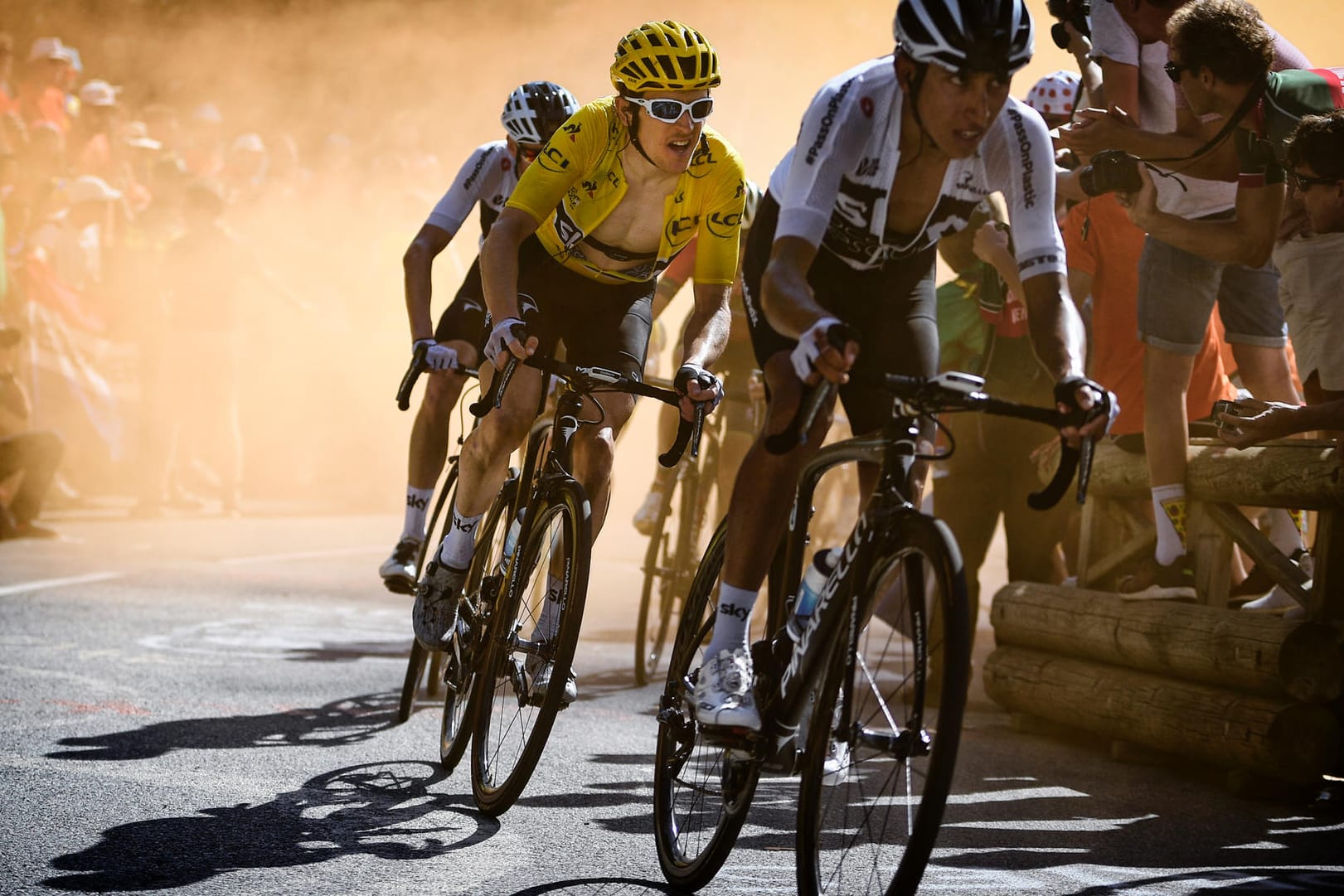 Geraint Thomas im Gelben Trikot: Der Brite gewann die zweite Etappe hintereinander.