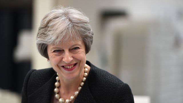 Die britische Premierministerin Theresa May hat nun endlich ihre Pläne vorgelegt, wie ihr Land auf Dauer mit der Europäischen Union Handel treiben und zusammenarbeiten will. Die britische Premierministerin Theresa May hat nun endlich ihre Pläne vorgelegt, wie ihr Land auf Dauer mit der Europäischen Union Handel treiben und zusammenarbeiten will.