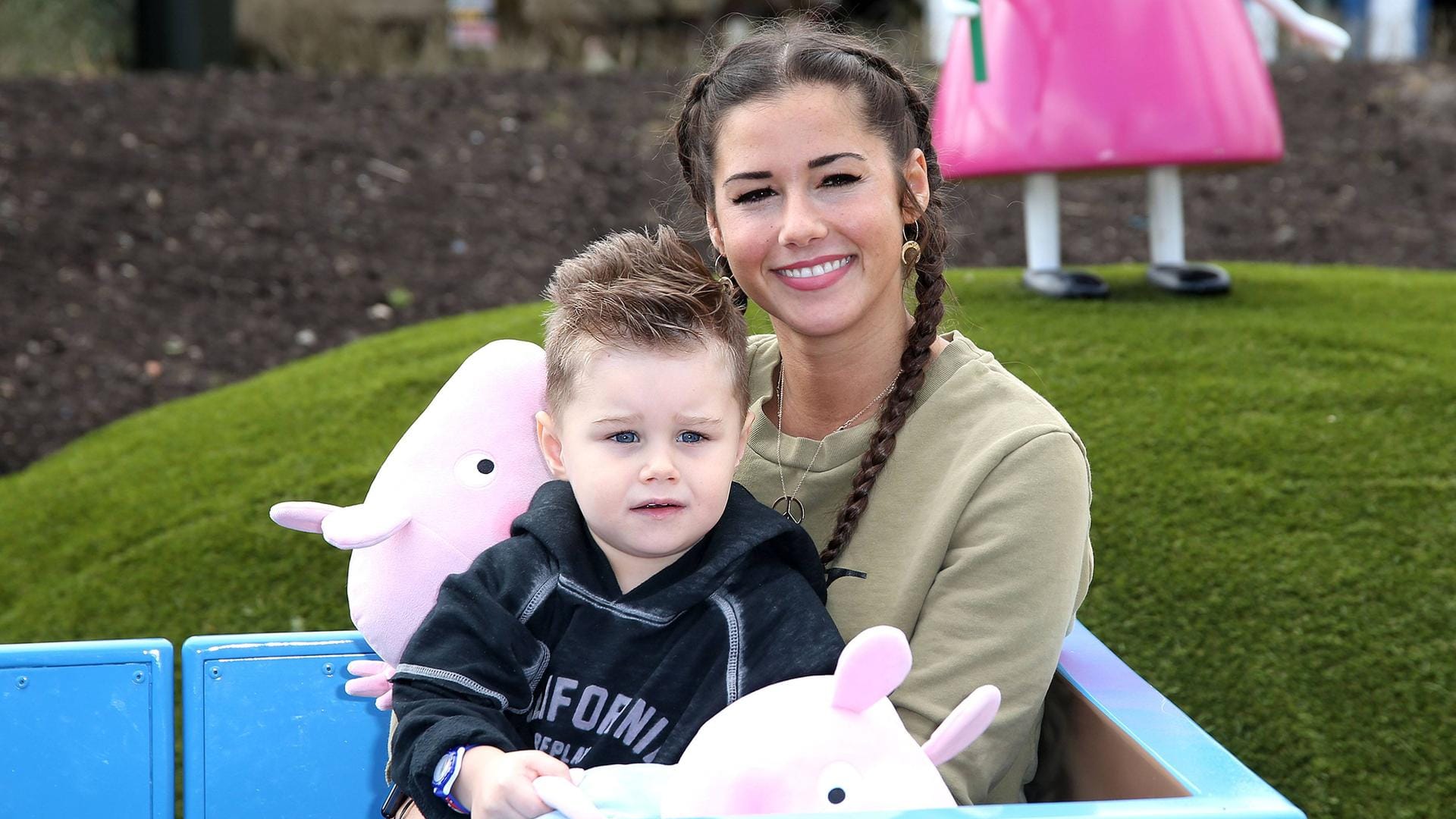 Alessio Lombardi mit Mama Sarah Lombardi: Der kleine Mann ist der ganze Stolz der Sängerin.