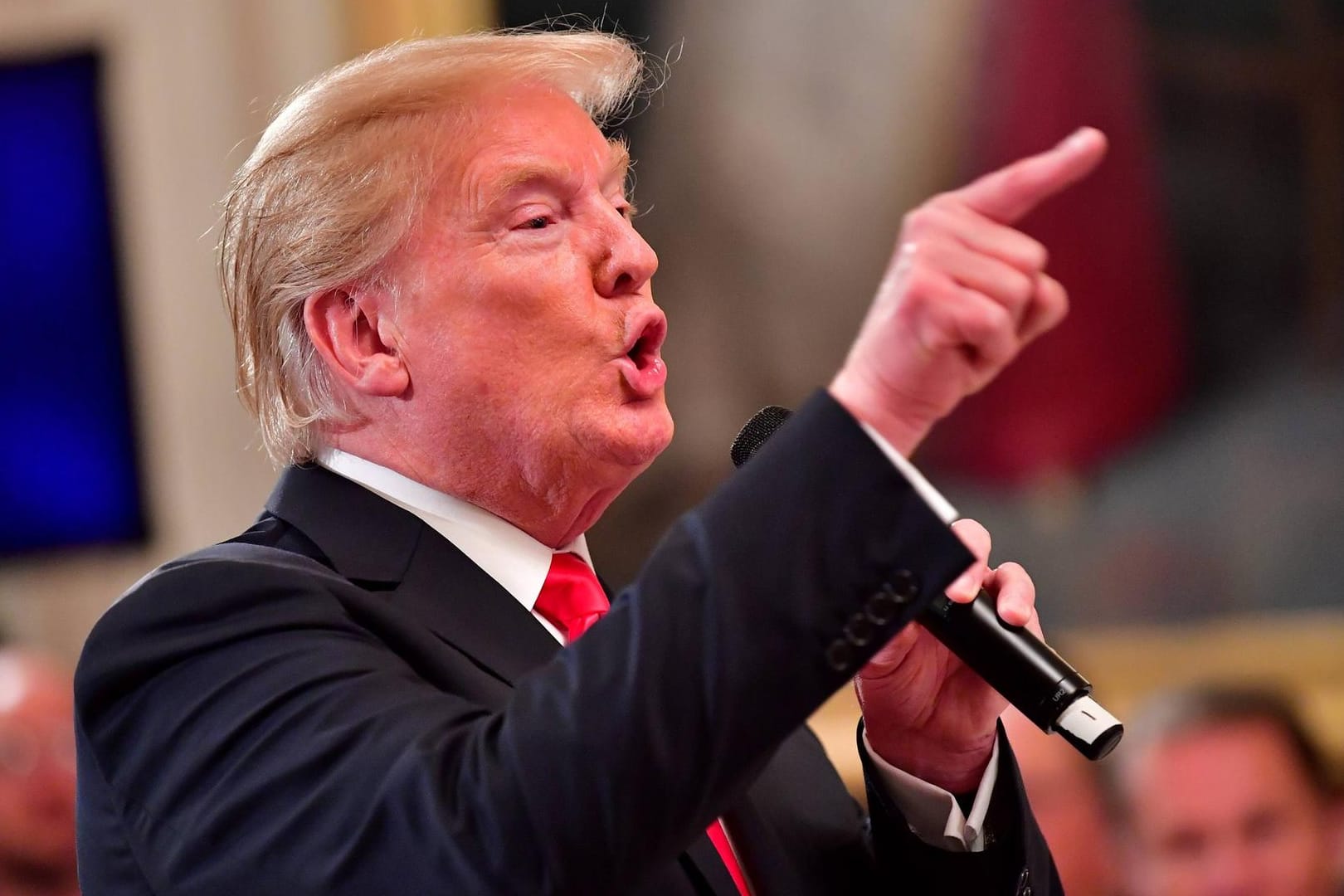 US-Präsident Donald Trump will den Handesstreit mit China weiter eskalieren lassen. Im TV drohte er mit Strafzöllen auf alle chinesischen Produkte.