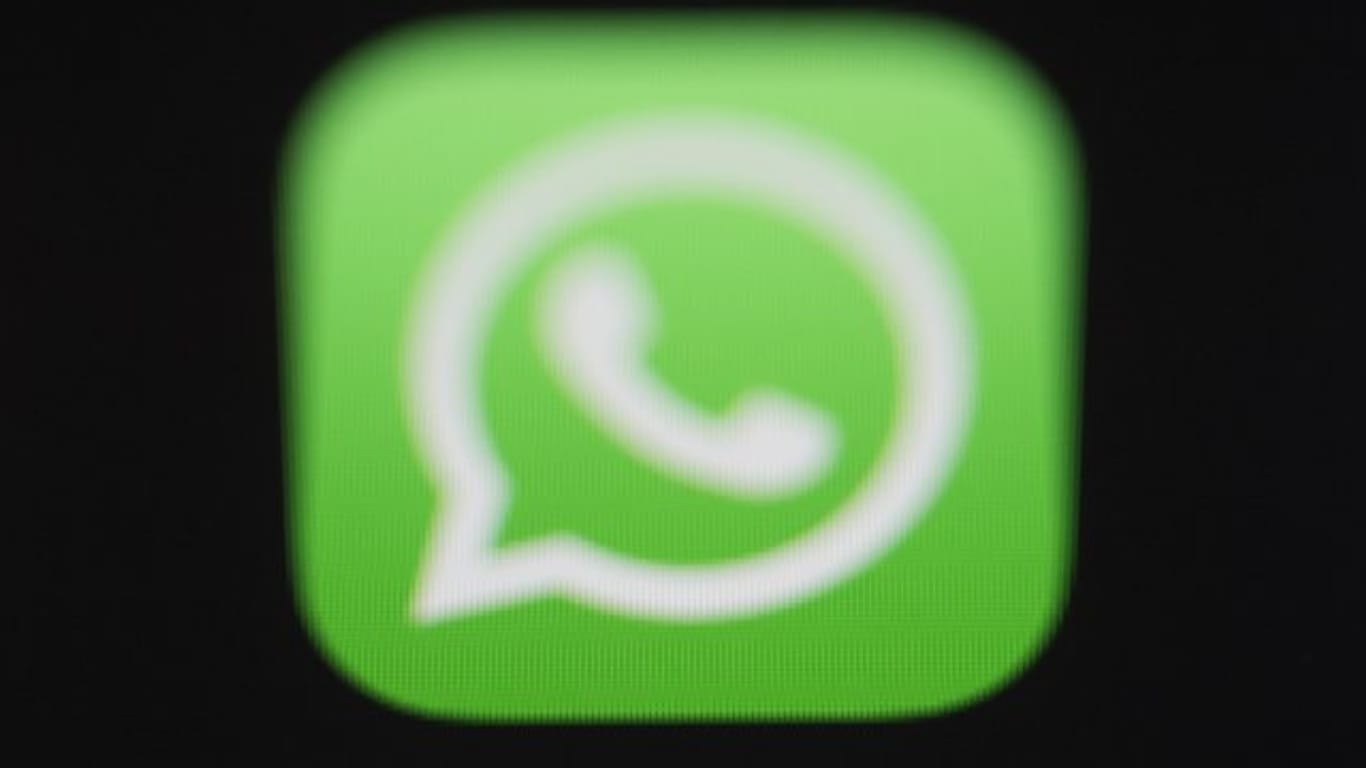 Als Mittel gegen Fake-News begrenzt Whatsapp die pro Sendevorgang weitergeleiteten Nachrichten.